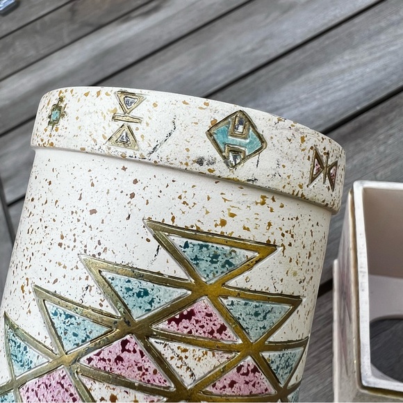 Vohann of California Arizona Aztec Ceramic Tissue Holder and Tumblers Set - Picture 13 of 14